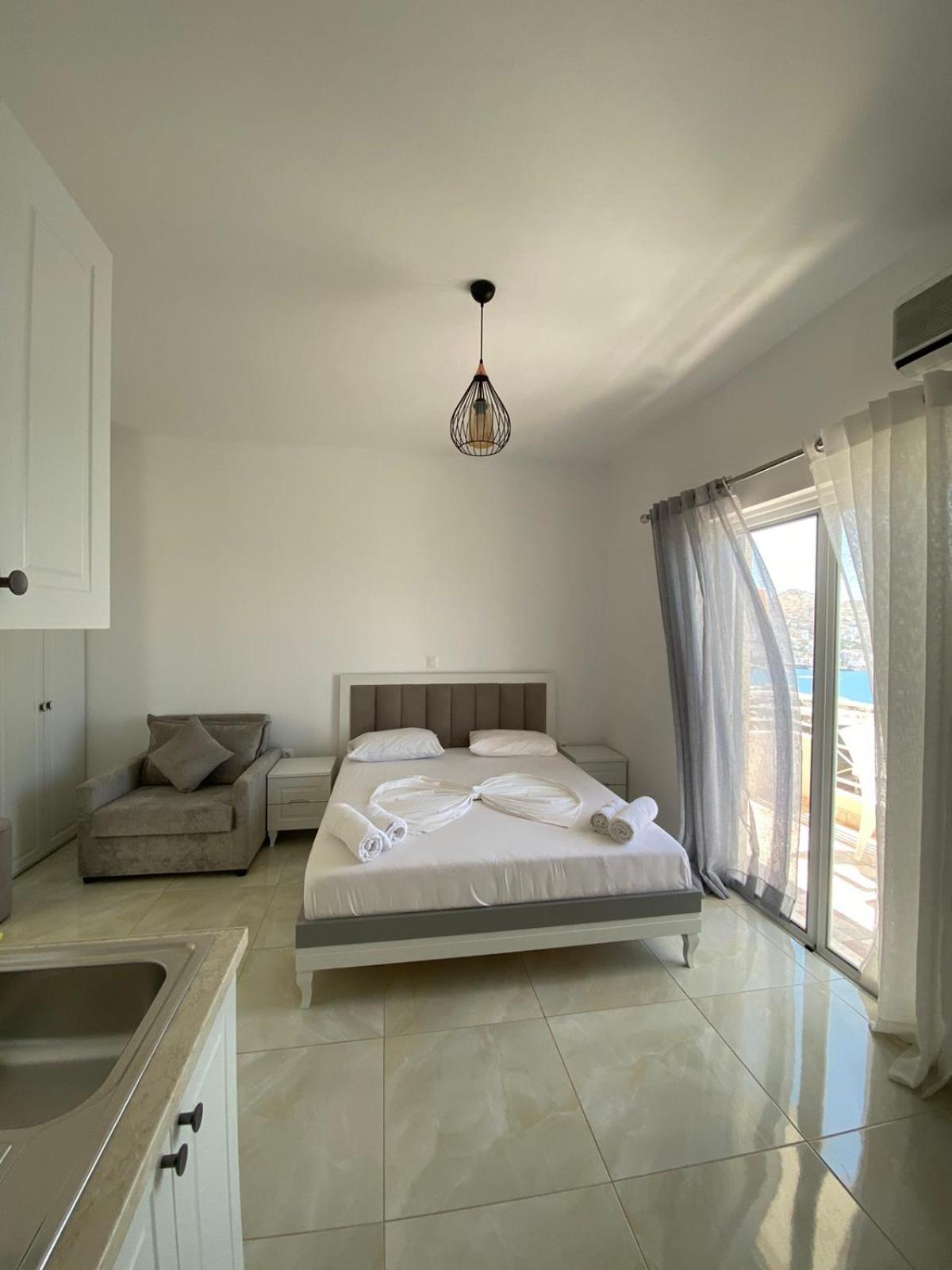 Mariana Apartments Sarandë エクステリア 写真