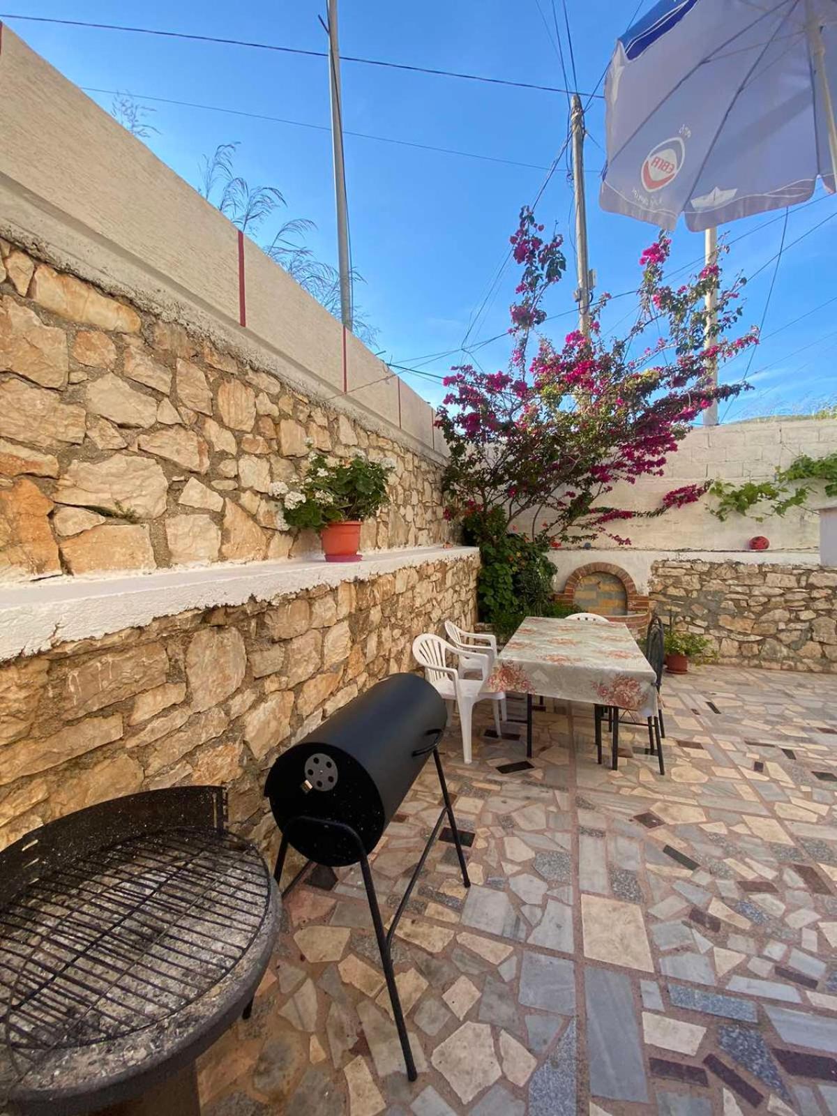 Mariana Apartments Sarandë エクステリア 写真