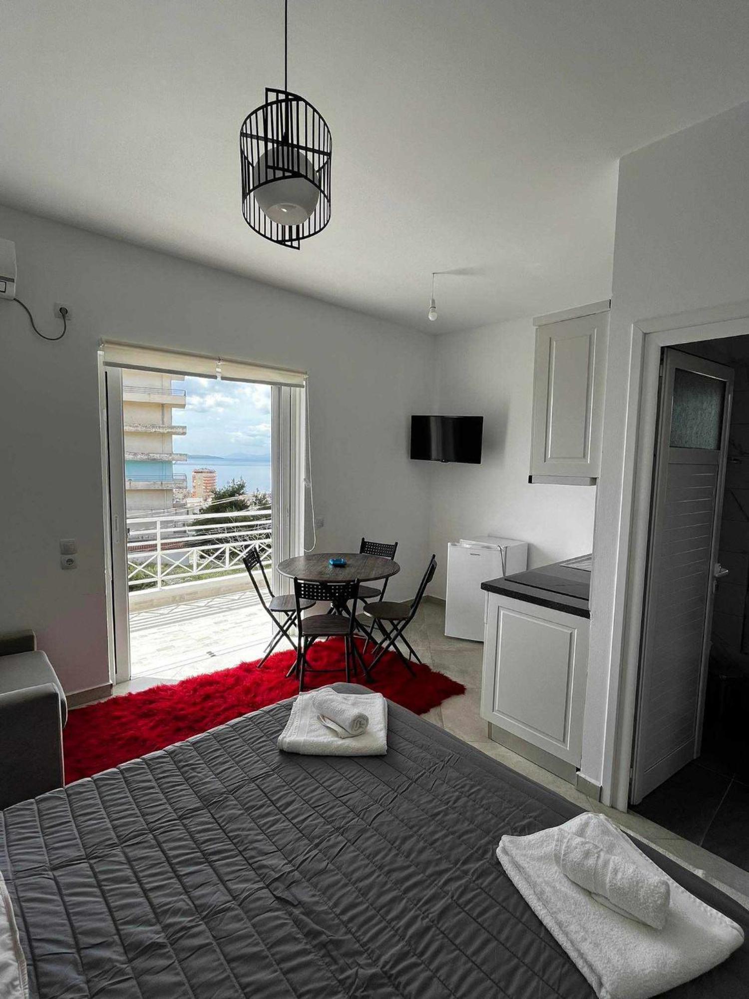 Mariana Apartments Sarandë エクステリア 写真