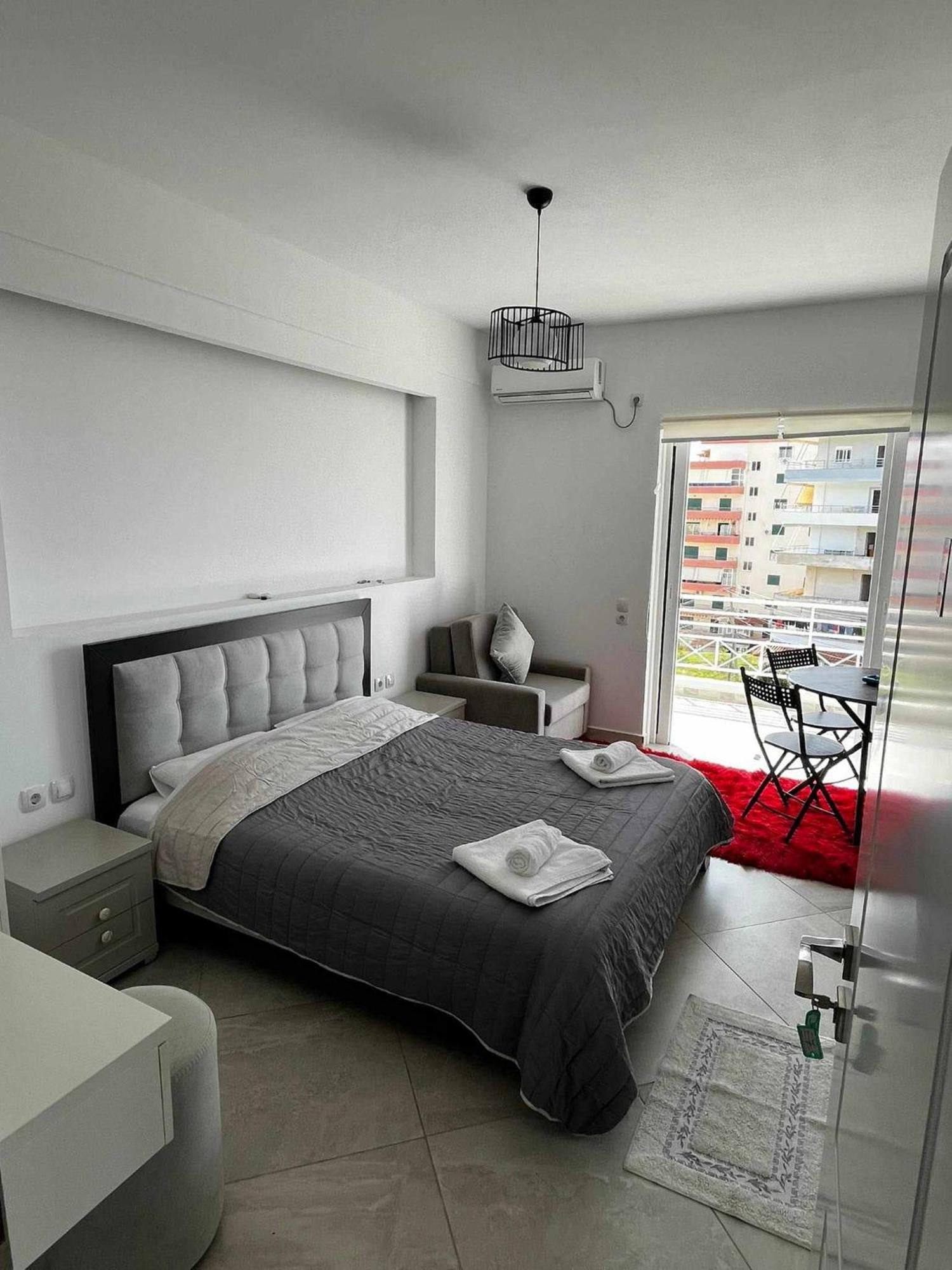 Mariana Apartments Sarandë エクステリア 写真