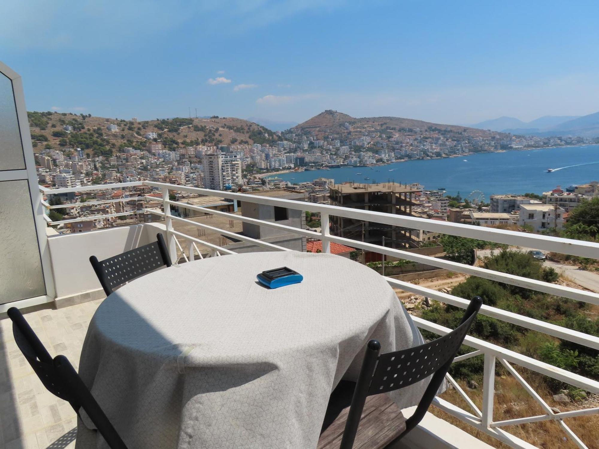 Mariana Apartments Sarandë エクステリア 写真
