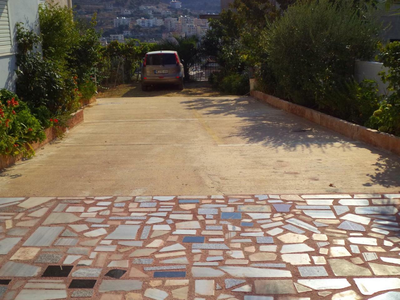 Mariana Apartments Sarandë エクステリア 写真