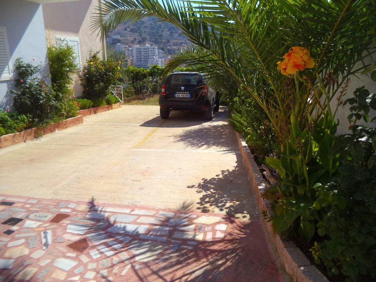 Mariana Apartments Sarandë エクステリア 写真